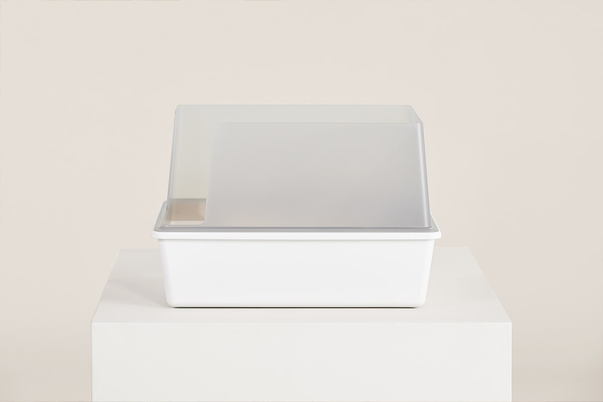 Cubby Modern Cat Litter Box with High Walls